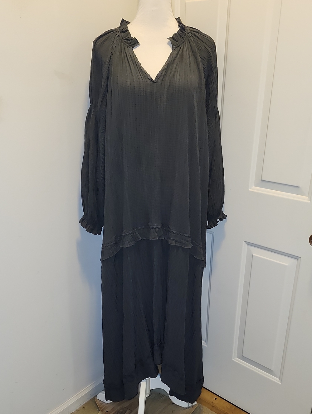 Promesa Charcoal Peaceful Prairie Textured Tiered Maxi Dress Small Oversize - Picture 3 of 13